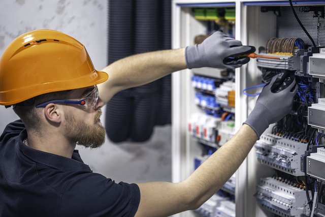 Home Remodeling Projects That Require the Help of an Electrician